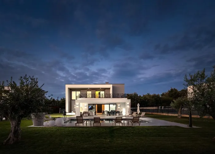 New! Luxury Solena 50 M2 Heated Pool 빌라 Juršići