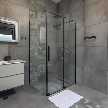 Villa New! Luxury Epic 3 - 50 M2 Heated Pool Jursici