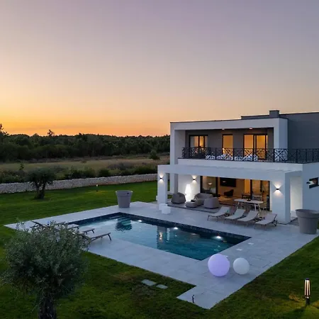Villa New! Luxury Epic 3 - 50 M2 Heated Pool