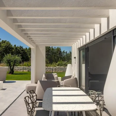 New! Luxury Epic 3 - 50 M2 Heated Pool * Jursici