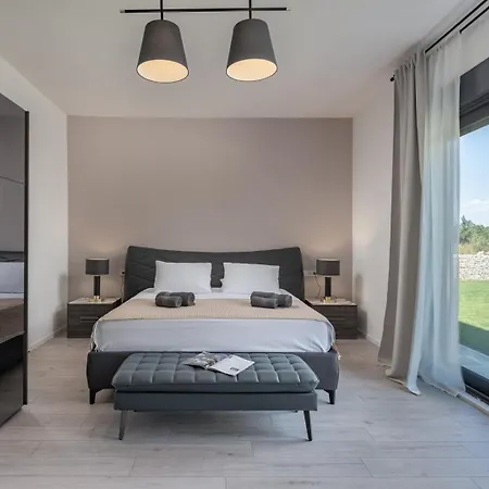 New! Luxury Epic 3 - 50 M2 Heated Pool Villa *
