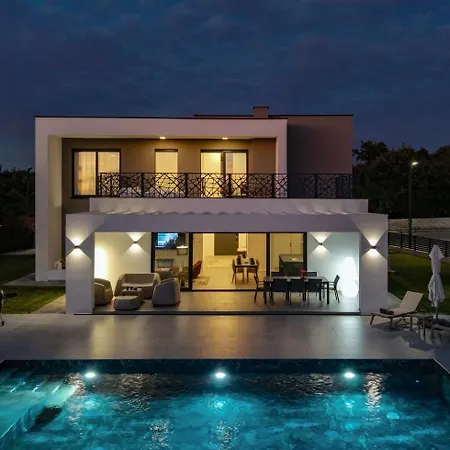 New! Luxury Solena 50 M2 Heated Pool Juršići
